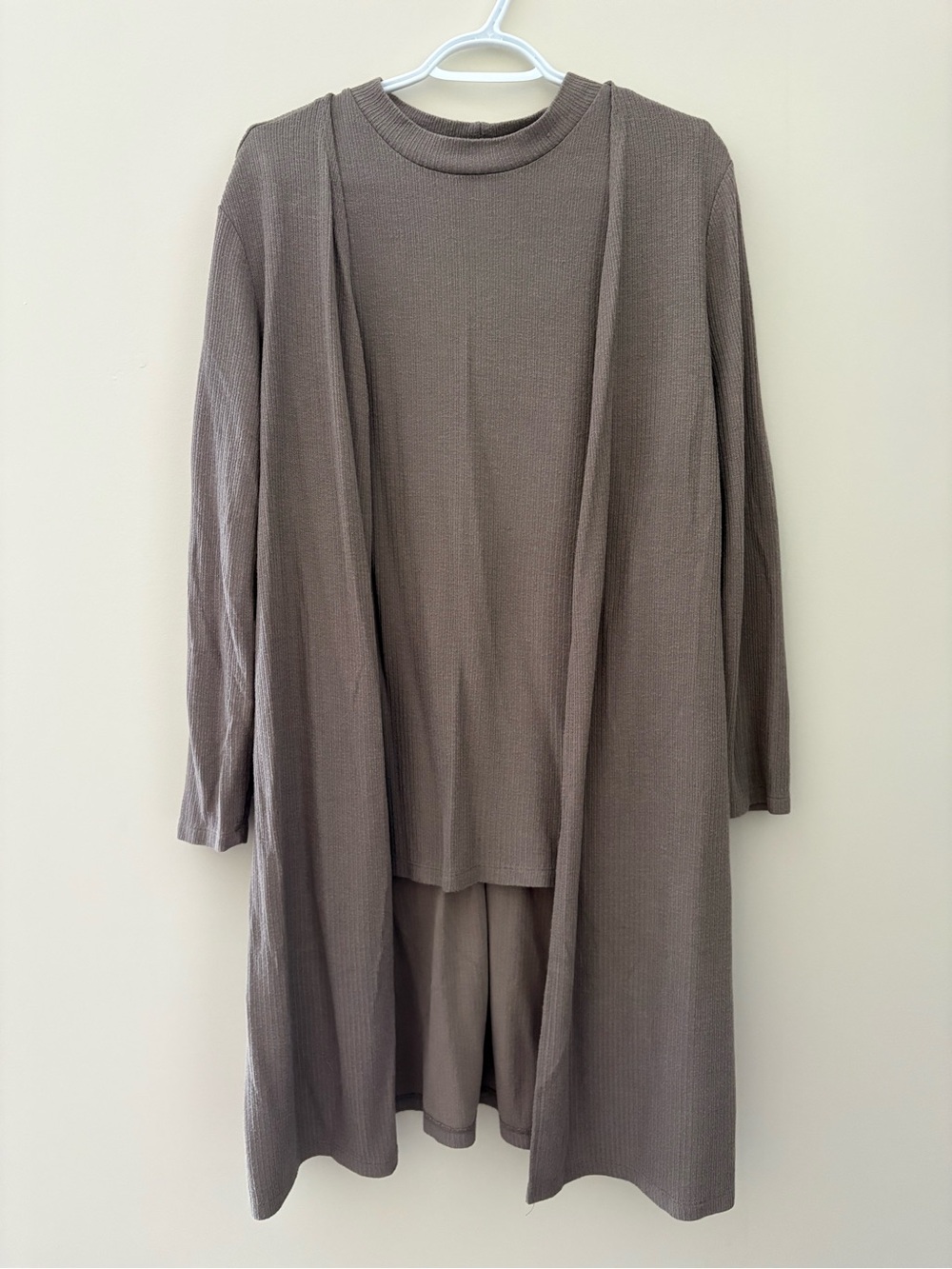 Women’s Taupe Open-Front Sweater Cardigan Set